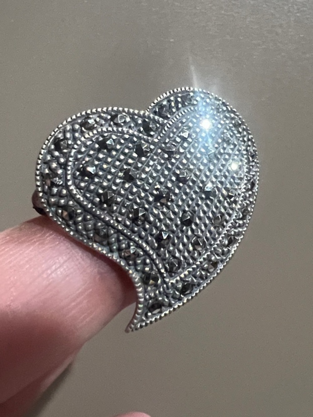 Beautiful Vintage 925 Sterling Silver Heart-shaped Brooch